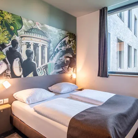 Hotel Muenchen-trudering 3*