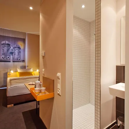 Hotel Muenchen-trudering 3*