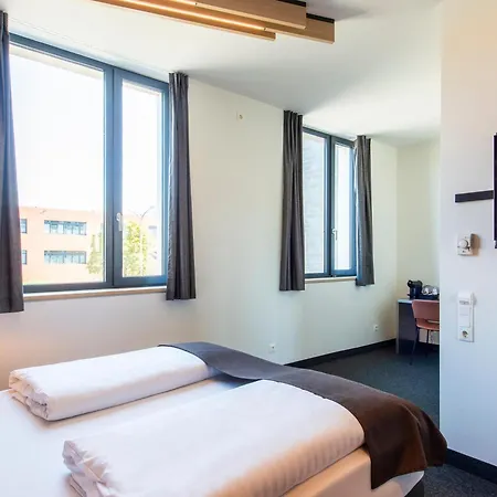 Muenchen-trudering 3*